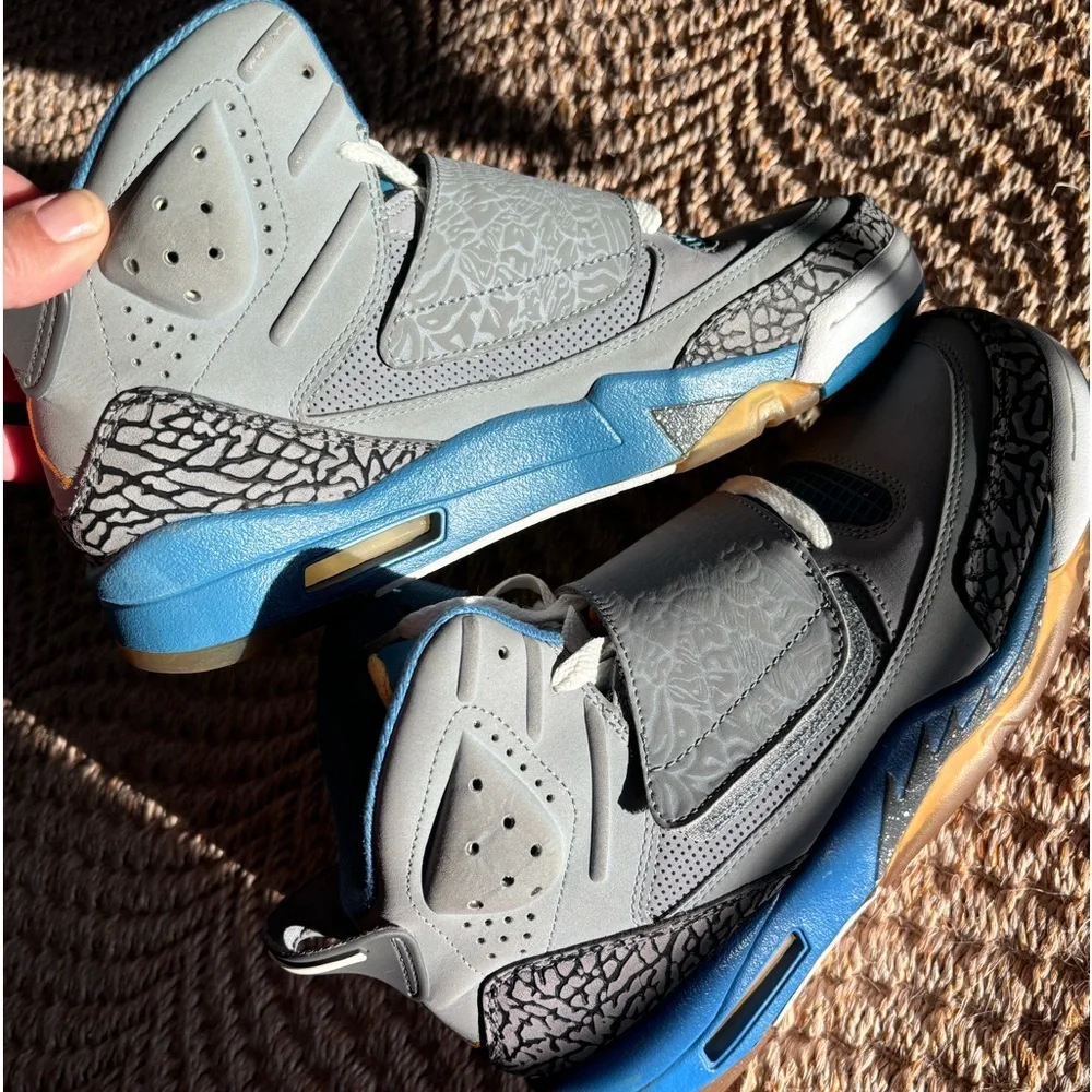 Nike Air Jordan Son of Mars Shaded Blue University Gold Basketball Shoes 9.5